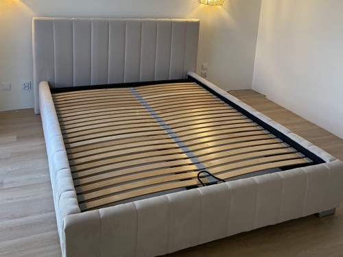 łóżko tapicerowane Grass, zdjęcie z realizacji